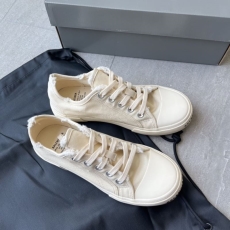 Balenciaga Low Shoes